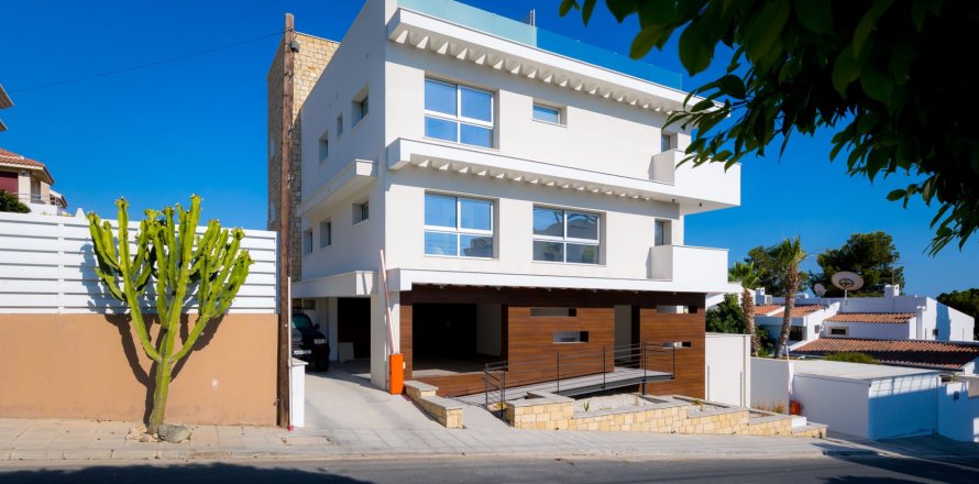 Квартира с 2 спальнями в Гермасойя, Лимасол,  № 44951