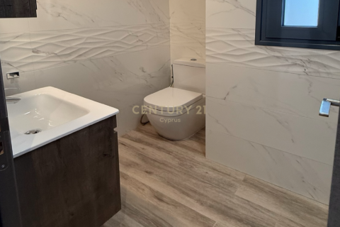 3 dormitorios Villa en Agios Tychonas, Limassol,  No. 55037 10