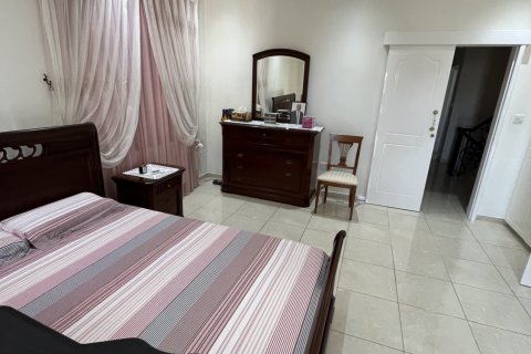 8 bedrooms Townhouse in Larnaca, Larnaka,  No. 40090 9