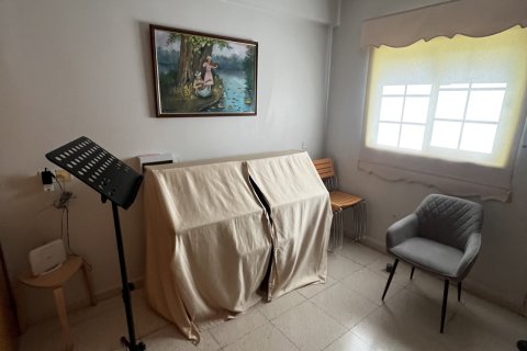 8 bedrooms Townhouse in Larnaca, Larnaka,  No. 40090 15