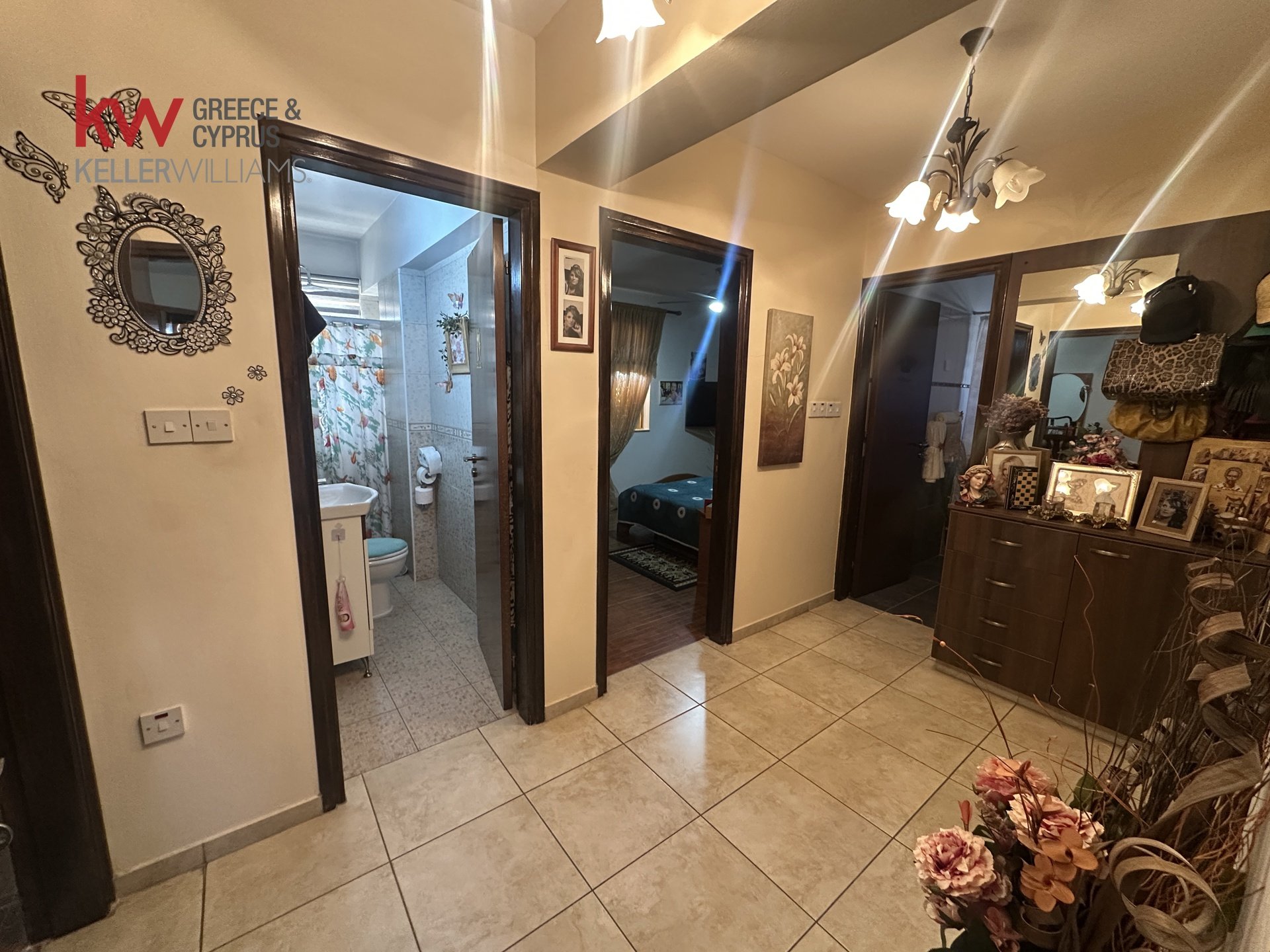 3 bedrooms Apartment in Larnaca, Larnaka, Cyprus No. 40092