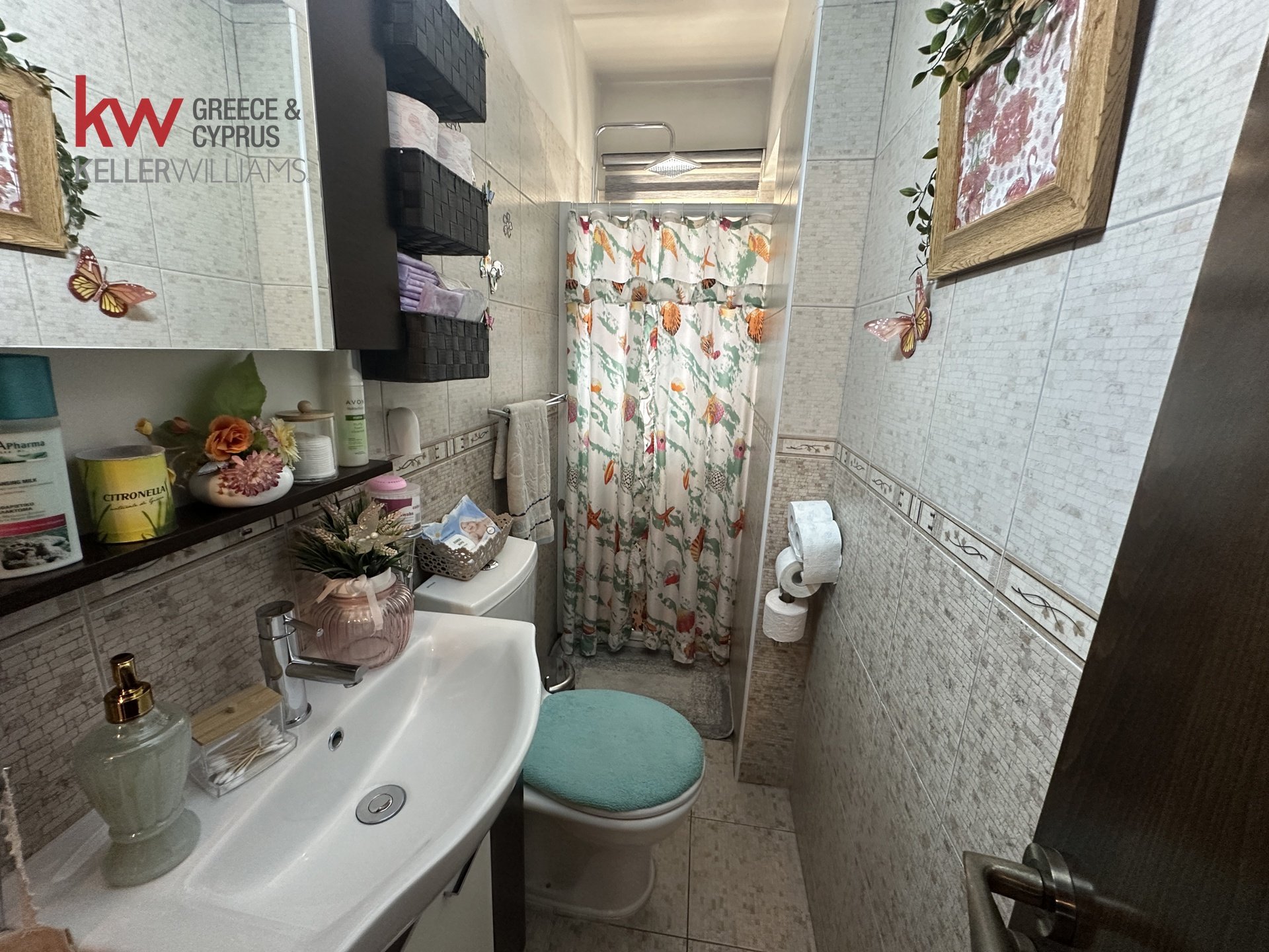 3 bedrooms Apartment in Larnaca, Larnaka, Cyprus No. 40092