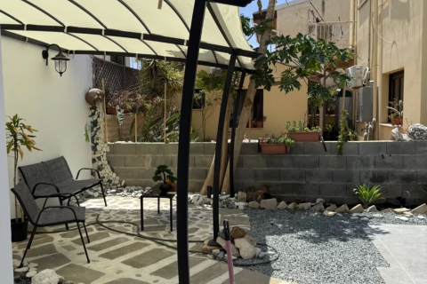 3 bedrooms Townhouse in Larnaca, Larnaka, No. 40091 9