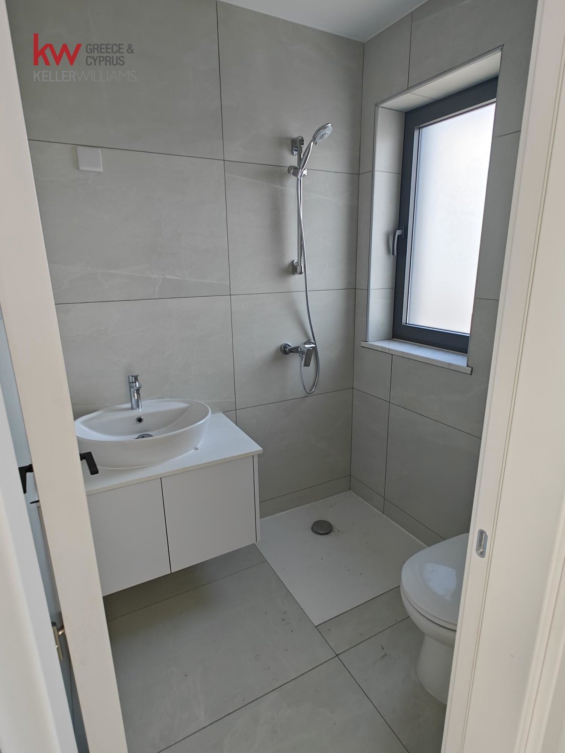 2 bedrooms Apartment in Larnaca, Larnaka, Cyprus No. 39676