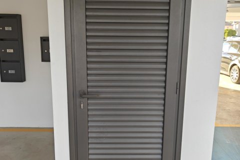 2 bedrooms Apartment in Larnaca, Larnaka, No. 39676 17