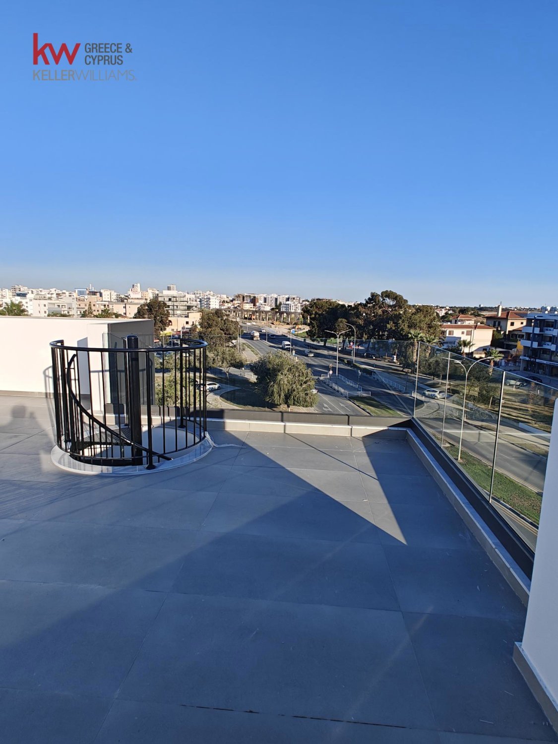 2 bedrooms Apartment in Larnaca, Larnaka, Cyprus No. 39676