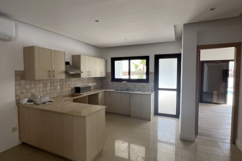 5 bedrooms Townhouse in Pyla, Larnaka,  No. 39679 11