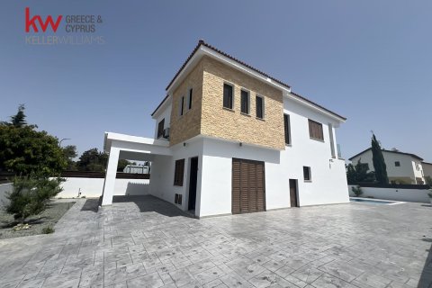 5 bedrooms Townhouse in Pyla, Larnaka,  No. 39679 2