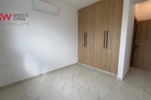 2 bedrooms Apartment in Larnaca, Larnaka,  No. 39678 3