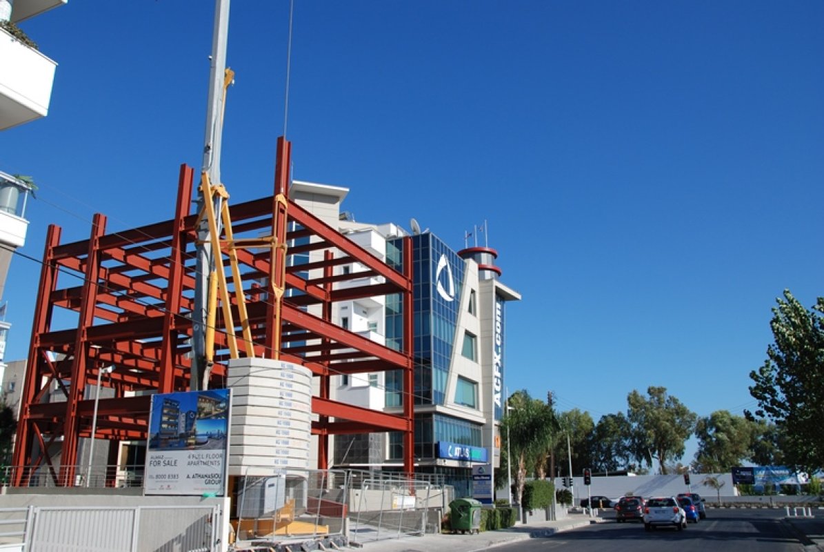 3 bedrooms Apartment in Limassol, Cyprus No. 38209