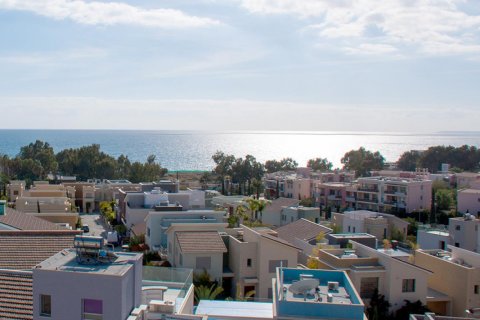 Studio Villa in Limassol,  No. 38214 4