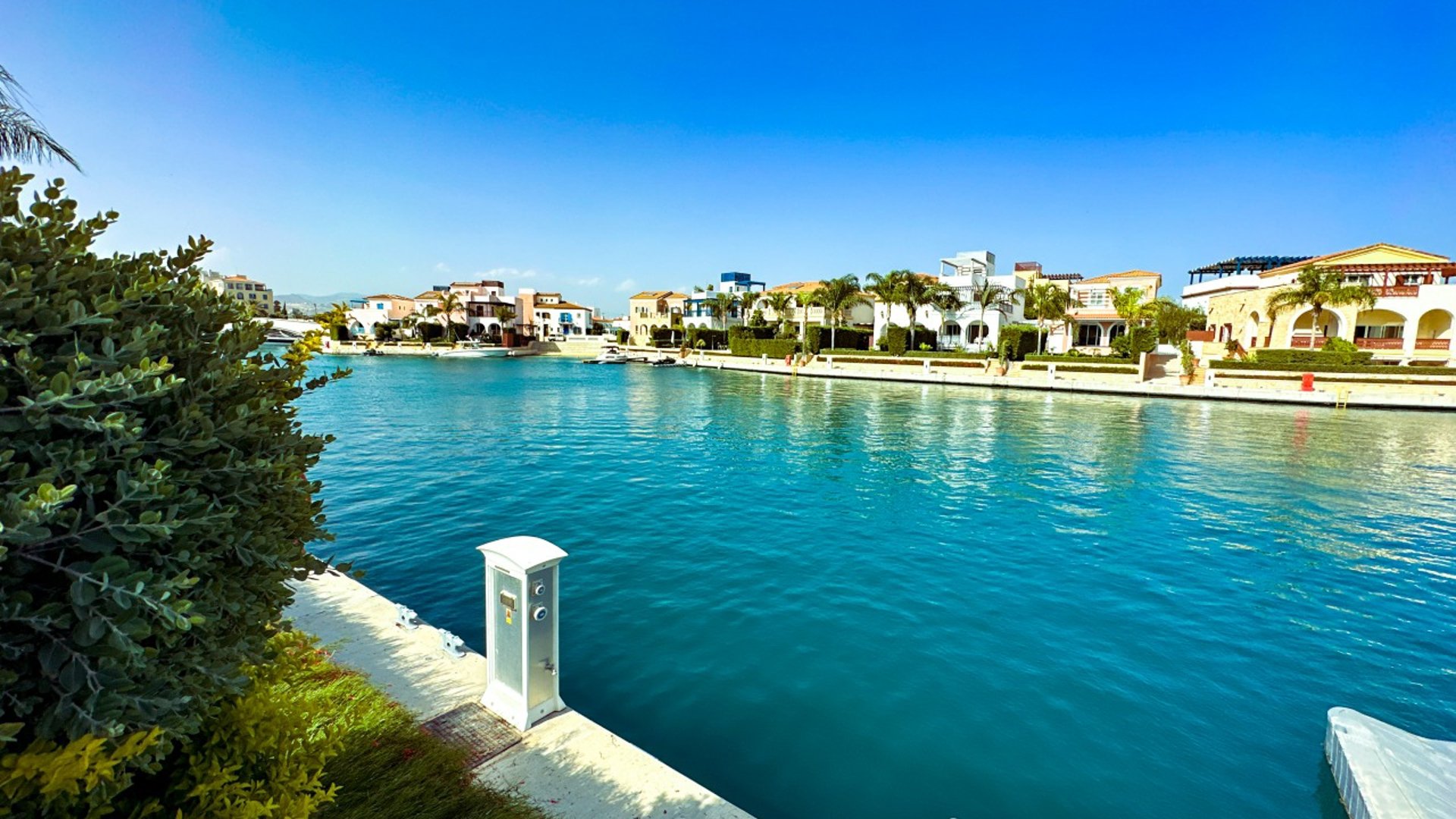 3 bedrooms Villa in Limassol, Cyprus No. 26661