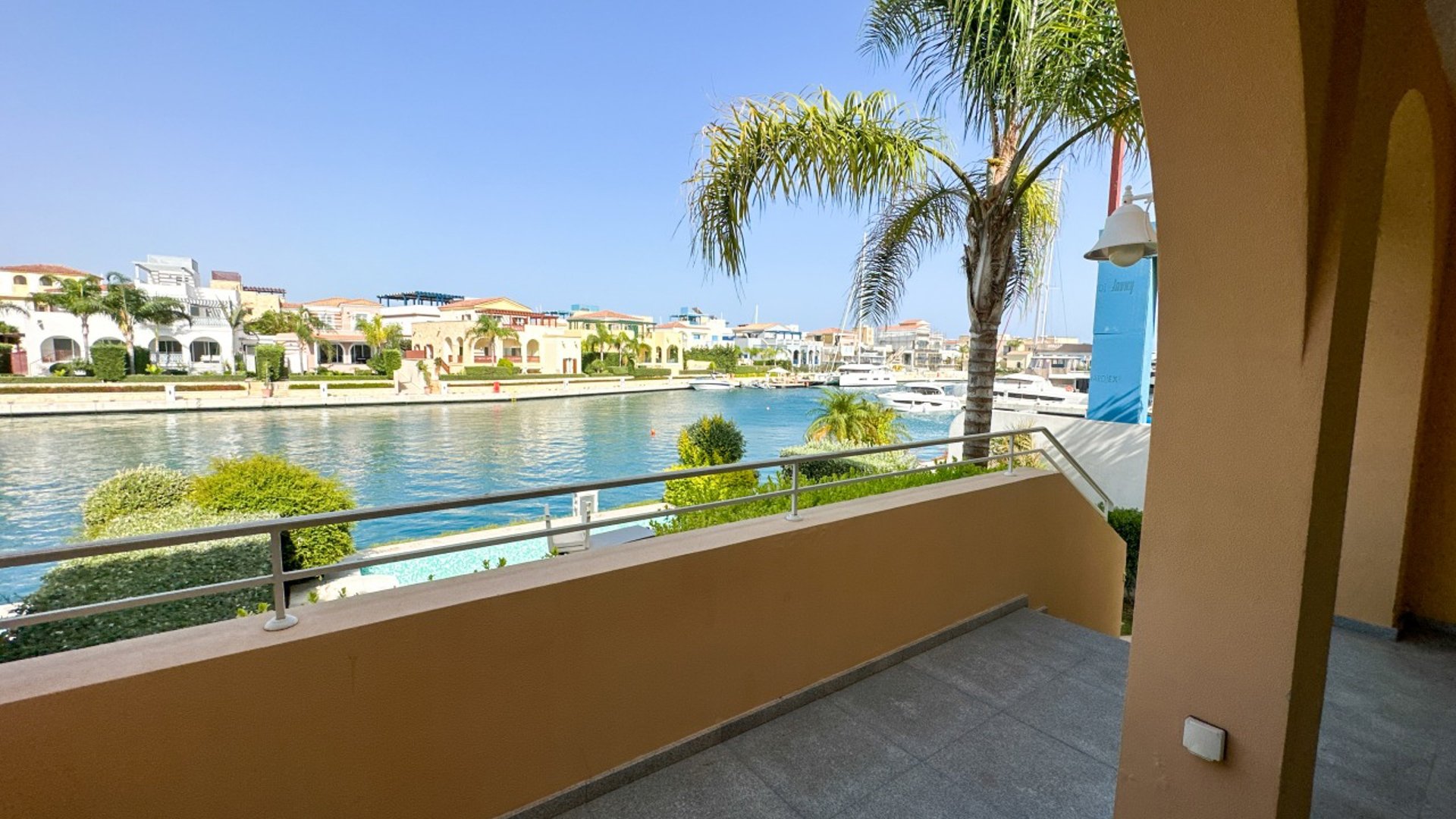 3 bedrooms Villa in Limassol, Cyprus No. 26661