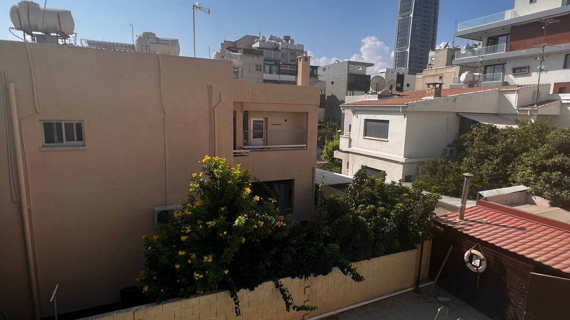 4 bedrooms Villa in Limassol, Cyprus No. 26660