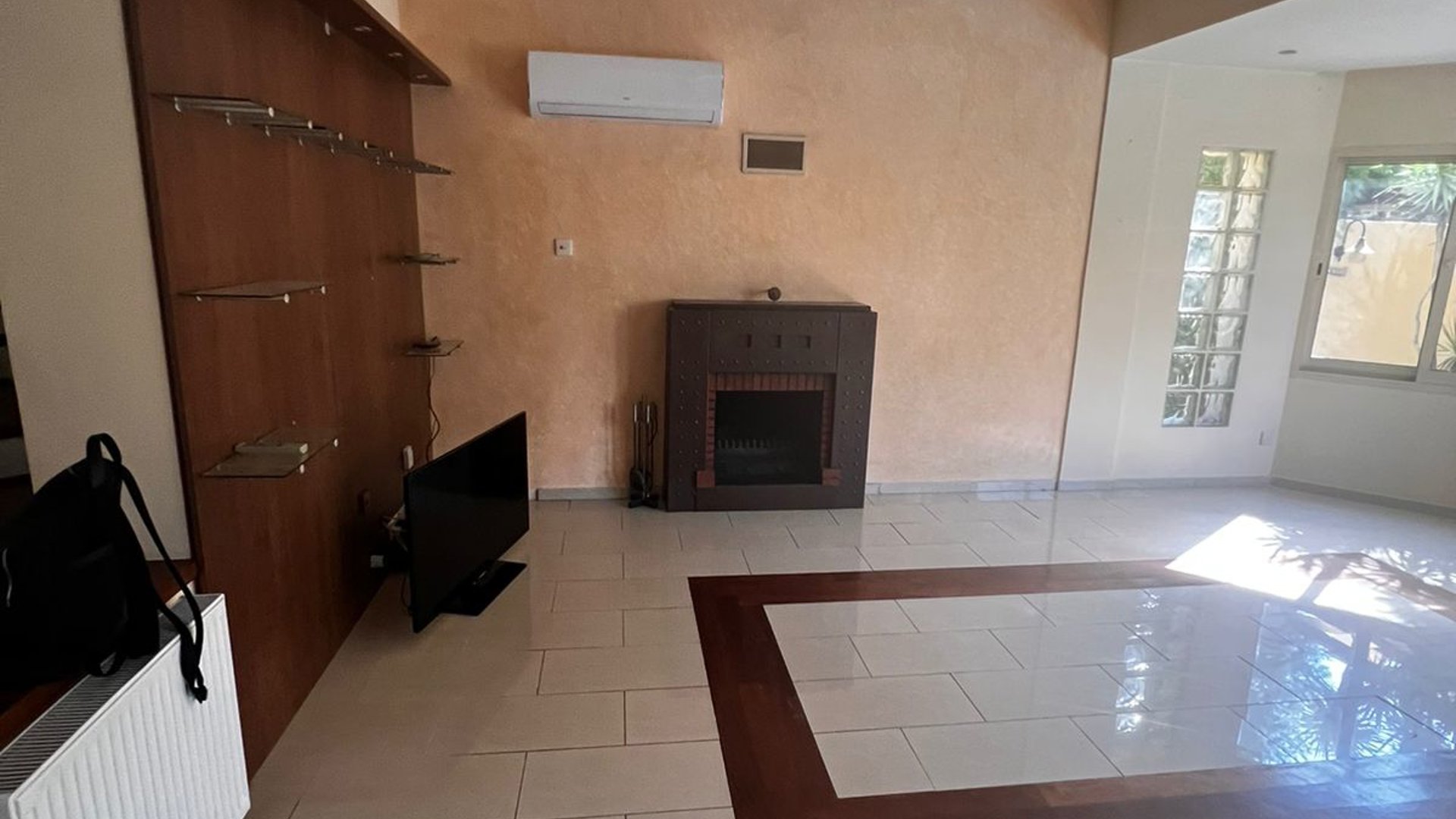 4 bedrooms Villa in Limassol, Cyprus No. 26660