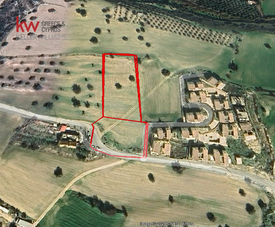 4683m2 Land in Alaminos, Larnaka, Cyprus No. 40166