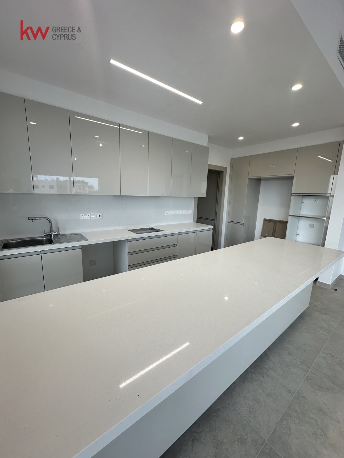 3 dormitorios Apartamento en Mesa Geitonia, Limassol, Chipre No. 40167