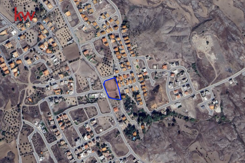 4300m2 Land in Nicosia,  No. 40169