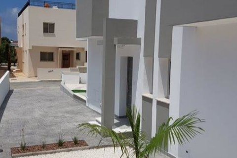 3 chambres Villa à Chloraka, Paphos, Chypre No. 28291