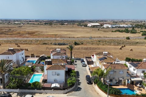 3 chambres Villa à Frenaros, Ammochostos,  No. 52403
