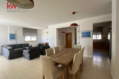 3 bedrooms Apartment in Larnaca, Larnaka,  No. 49920 2