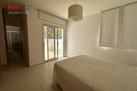 3 bedrooms Apartment in Larnaca, Larnaka,  No. 49920 10