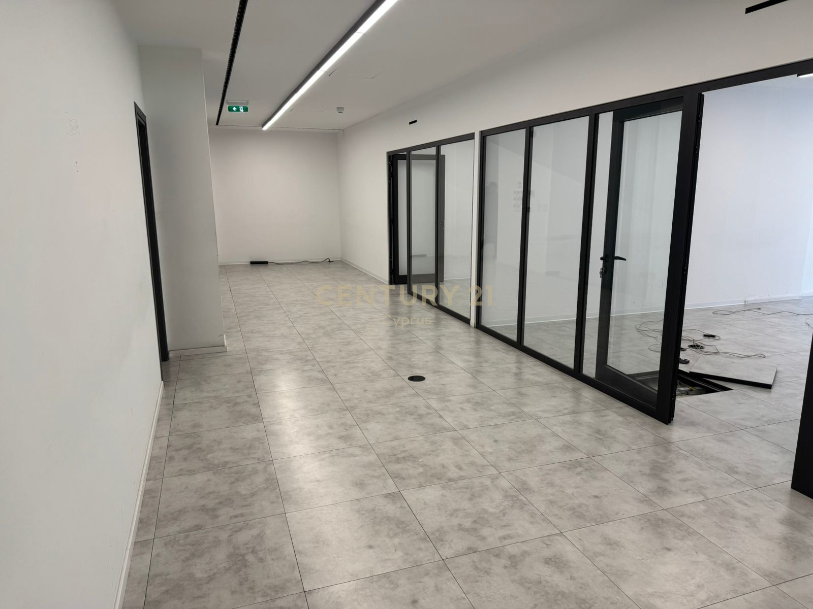 500m2 Bureau à Limassol, Chypre No. 56036