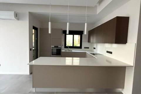 2 bedrooms Apartment in Nicosia,  No. 39576 2