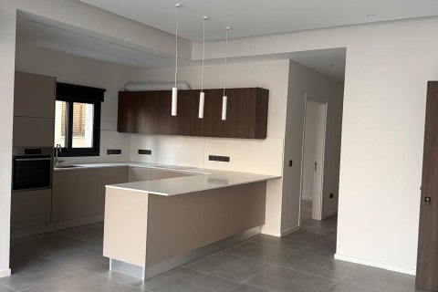 2 bedrooms Apartment in Nicosia,  No. 39576 10