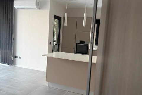2 bedrooms Apartment in Nicosia,  No. 39576 17