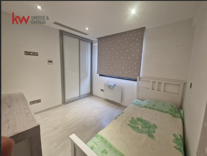 3 bedrooms Apartment in Nicosia, Cyprus No. 39575