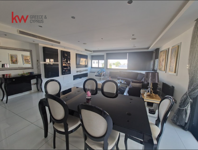 3 bedrooms Apartment in Nicosia, Cyprus No. 39575