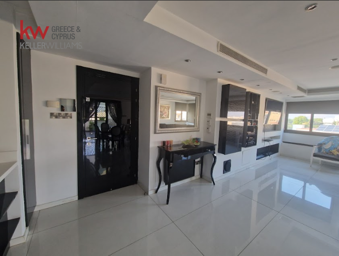 3 bedrooms Apartment in Nicosia, Cyprus No. 39575