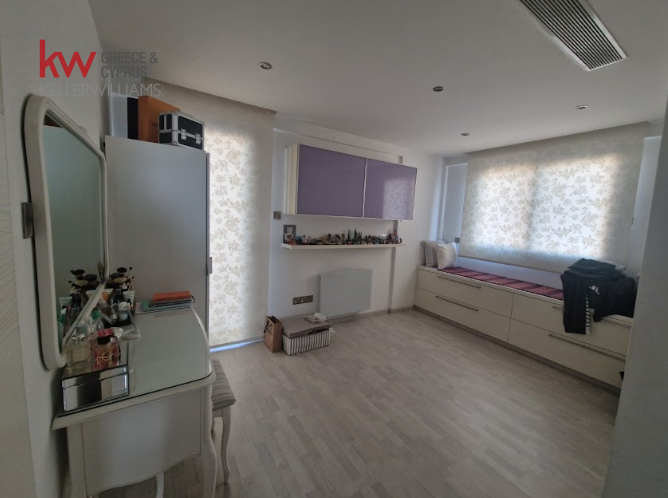 3 bedrooms Apartment in Nicosia, Cyprus No. 39575