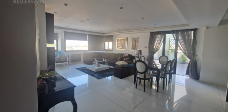 Квартира с 3 спальнями в Никосия,  № 39575