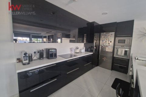 Квартира с 3 спальнями в Никосия,  № 39575 10