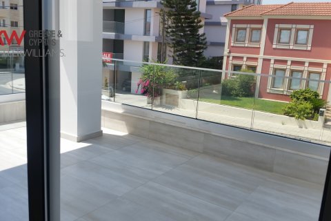 2 bedrooms Apartment in Larnaca, Larnaka,  No. 39535 3