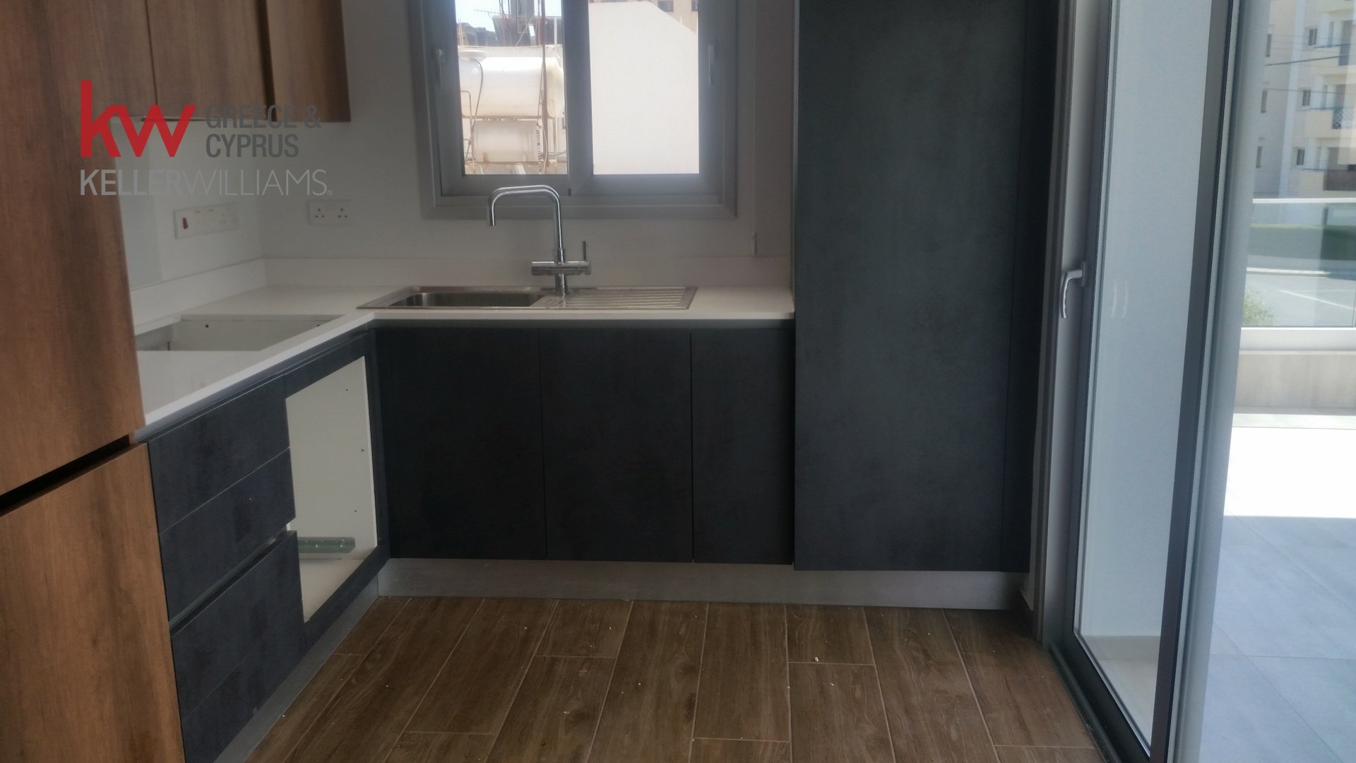 2 dormitorios Apartamento en Larnaca, Larnaka, Chipre No. 39535