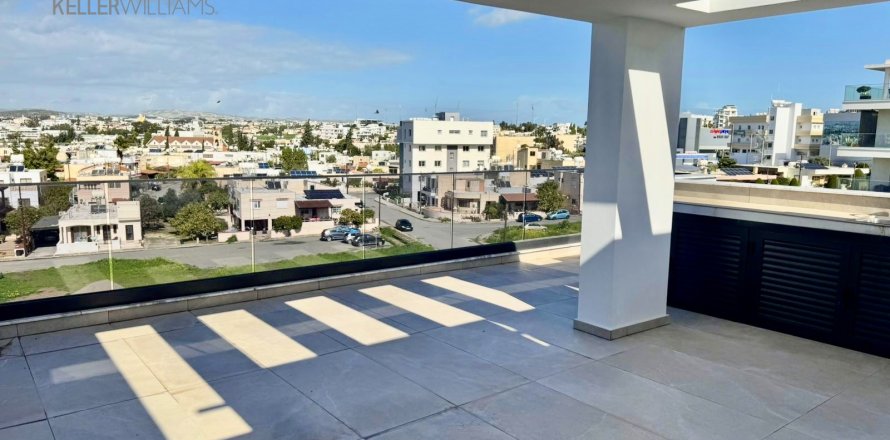 3 bedrooms Apartment in Larnaca, Larnaka,  No. 39538