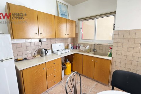 3 bedrooms Apartment in Larnaca, Larnaka,  No. 39536 2