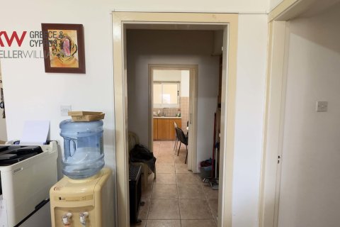 3 bedrooms Apartment in Larnaca, Larnaka,  No. 39536 3