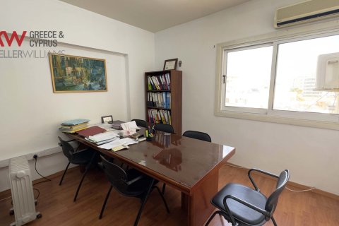 3 bedrooms Apartment in Larnaca, Larnaka,  No. 39536 7