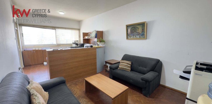 3 bedrooms Apartment in Larnaca, Larnaka,  No. 39536