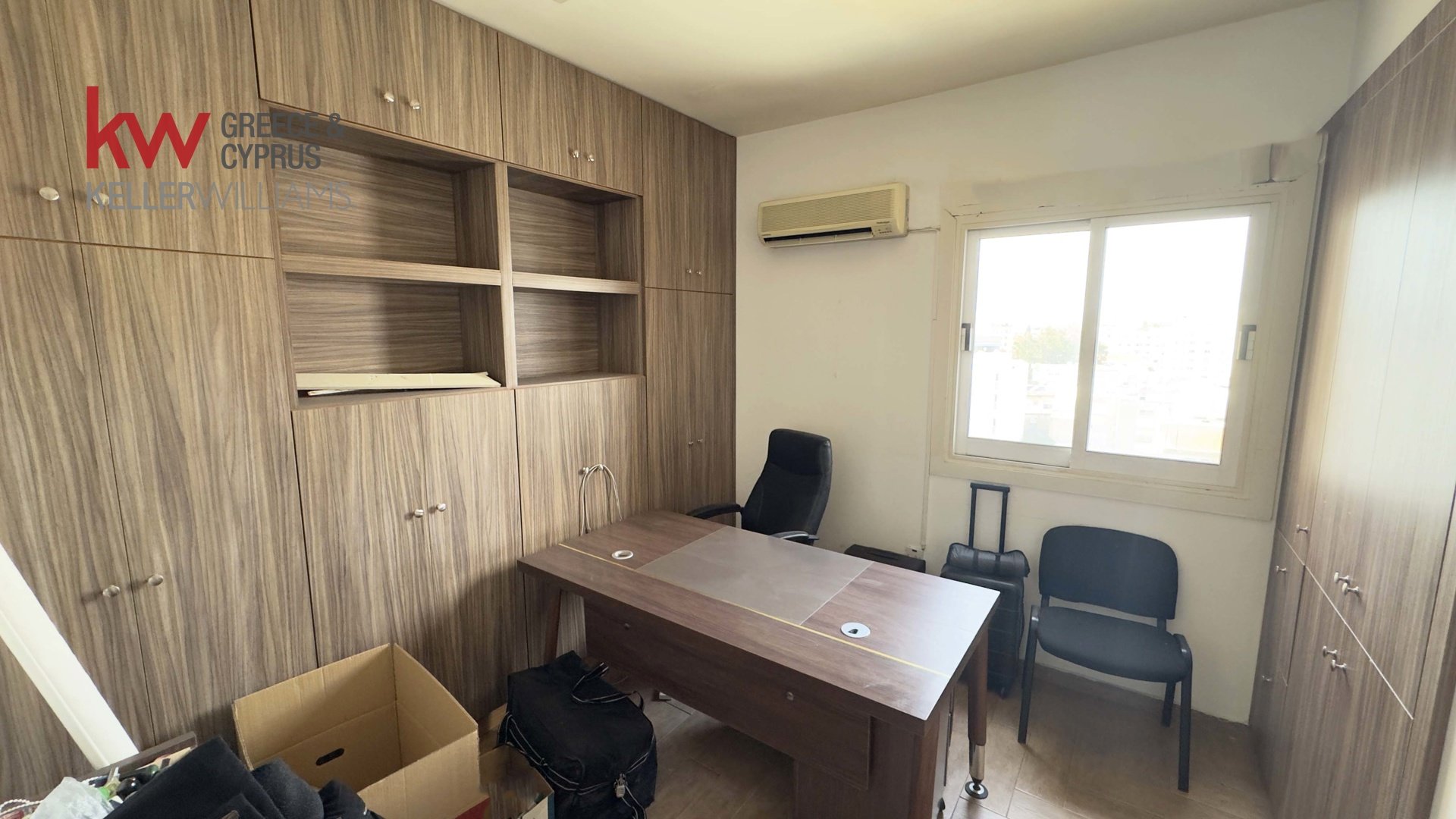 3 bedrooms Apartment in Larnaca, Larnaka, Cyprus No. 39536