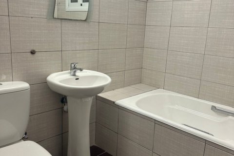 2 bedrooms Apartment in Livadia, Nicosia,  No. 39534 11