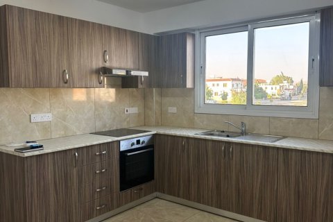 2 bedrooms Apartment in Livadia, Nicosia,  No. 39534 3