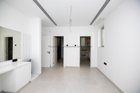 5 bedrooms Villa in Protaras, Ammochostos, No. 19053 13