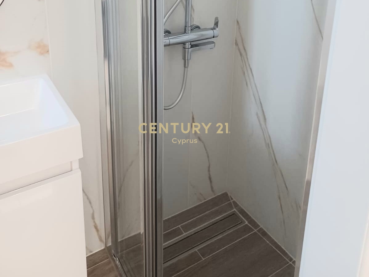 3 dormitorios Apartamento en Germasogeia, Limassol, Chipre No. 55239