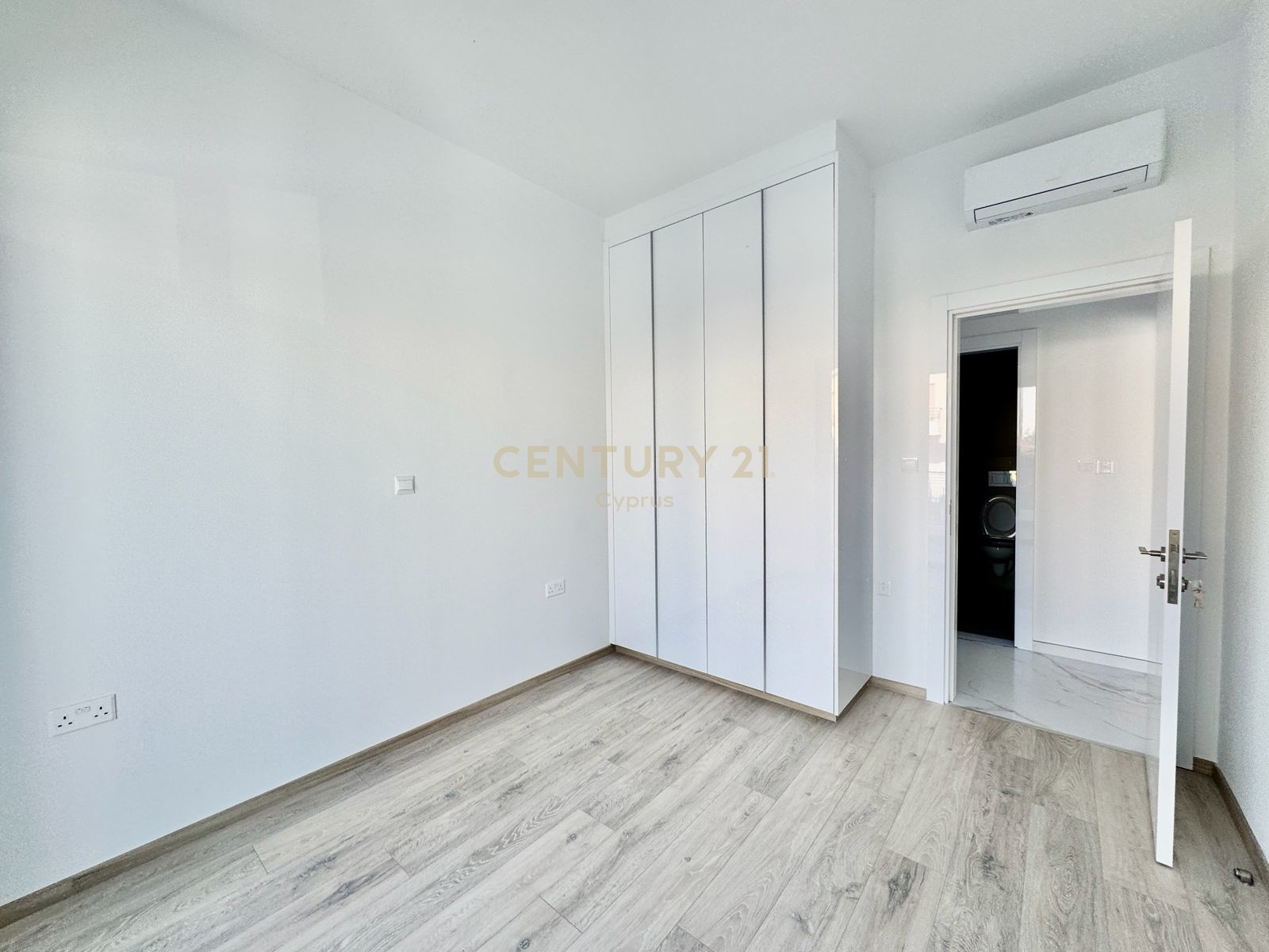 2 dormitorios Apartamento en Agios Athanasios, Limassol, Chipre No. 55238