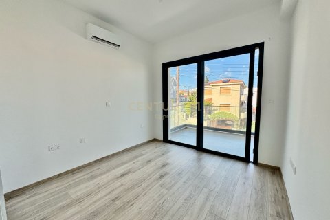 2 dormitorios Apartamento en Agios Athanasios, Limassol,  No. 55238 5